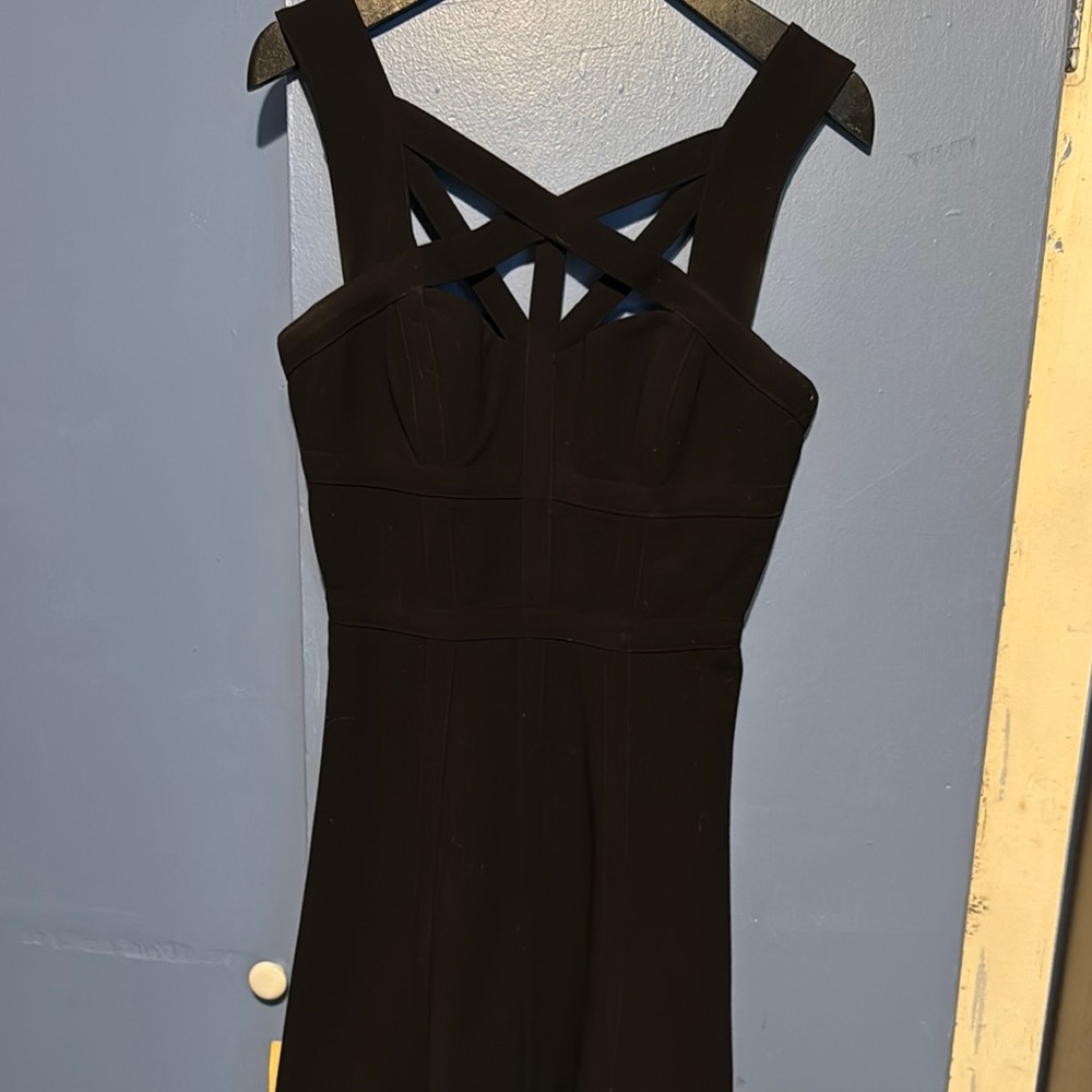Elegant Black Sleeveless Dress